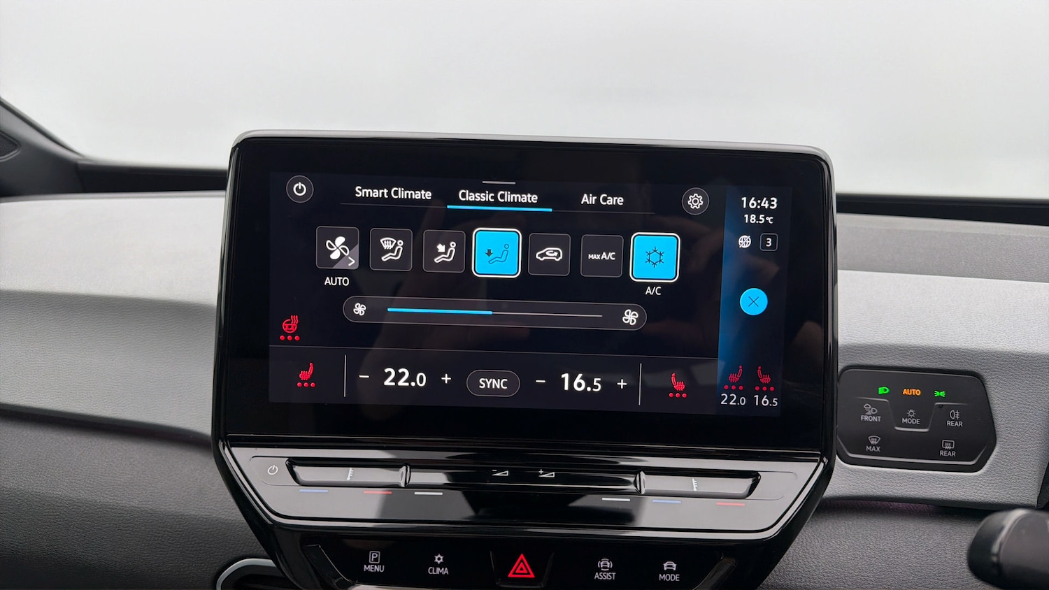 Used Volkswagen ID.3 2023 for sale - 77931888: Photo 11