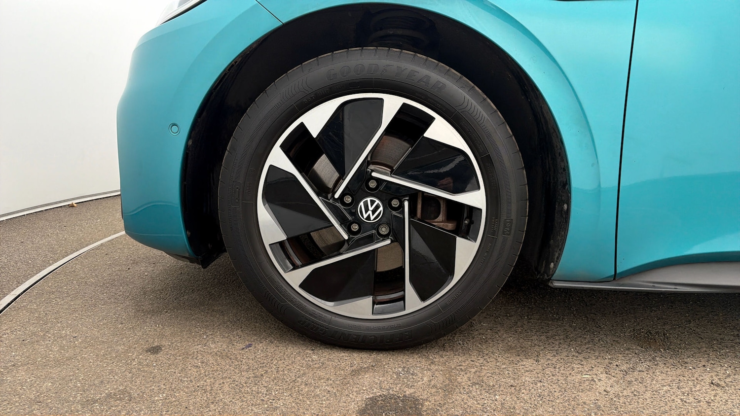 Used Volkswagen ID.3 2023 for sale - 77931888: Photo 17