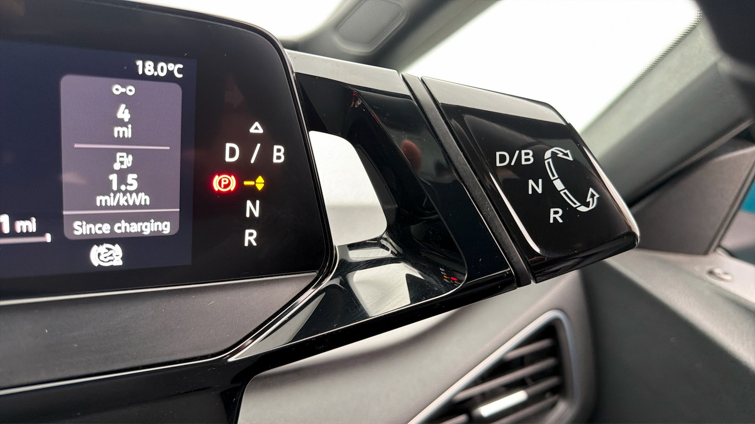 Used Volkswagen ID.3 2023 for sale - 77931888: Photo 25