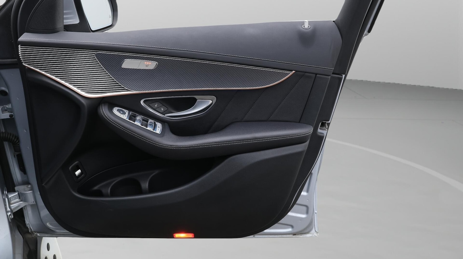 Used Mercedes-Benz EQC 2020 for sale - 76433063: Photo 16