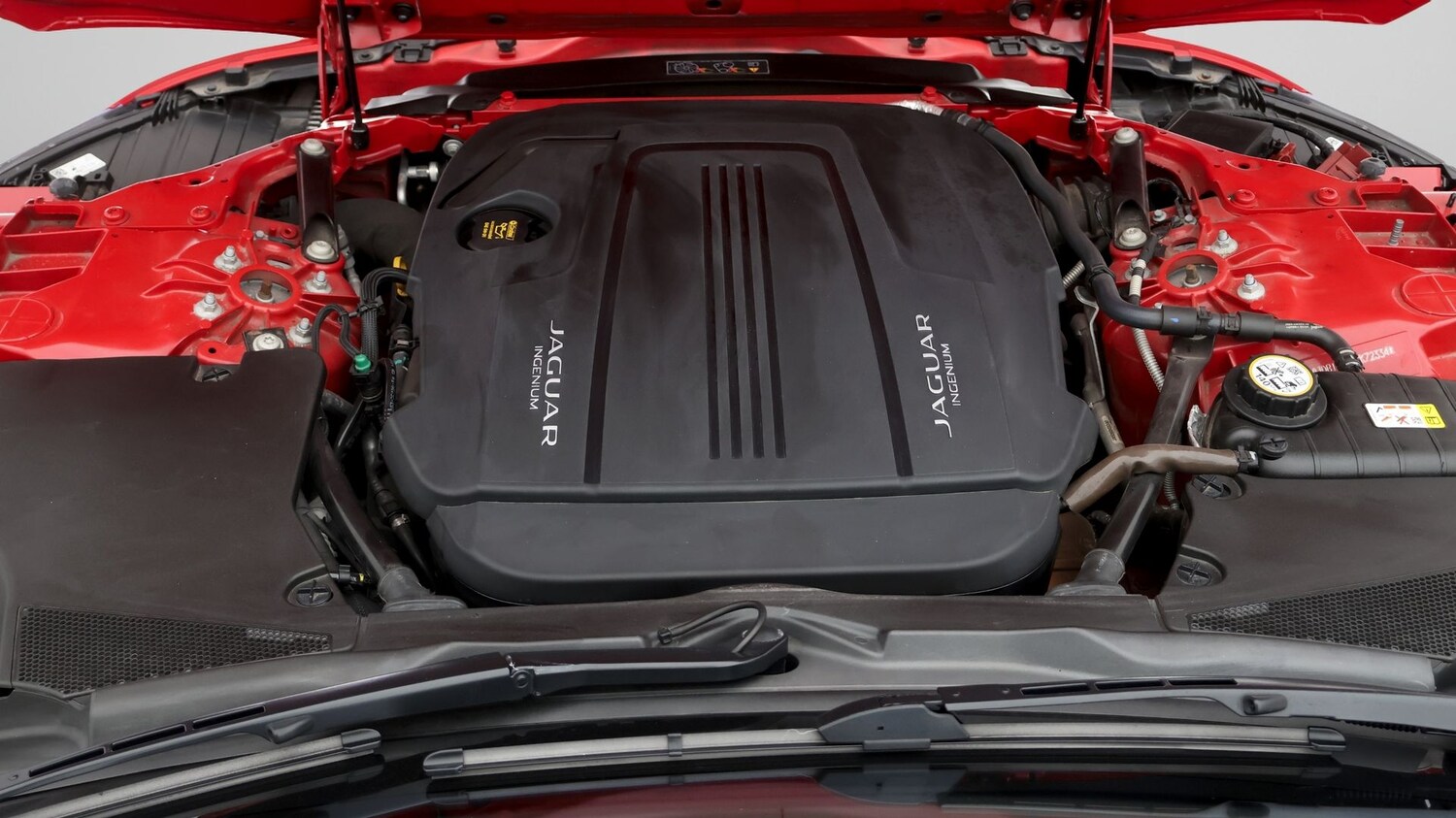 Used Jaguar F-Type for sale - 77915332: Photo 19