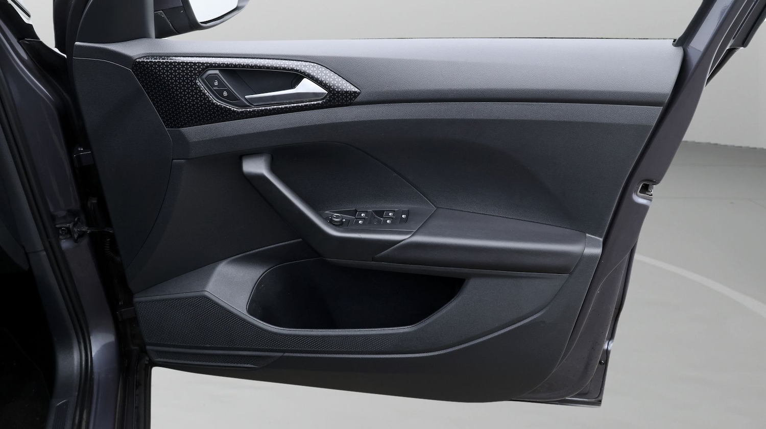 Used Volkswagen T-Cross 2023 for sale - 77570490: Photo 15