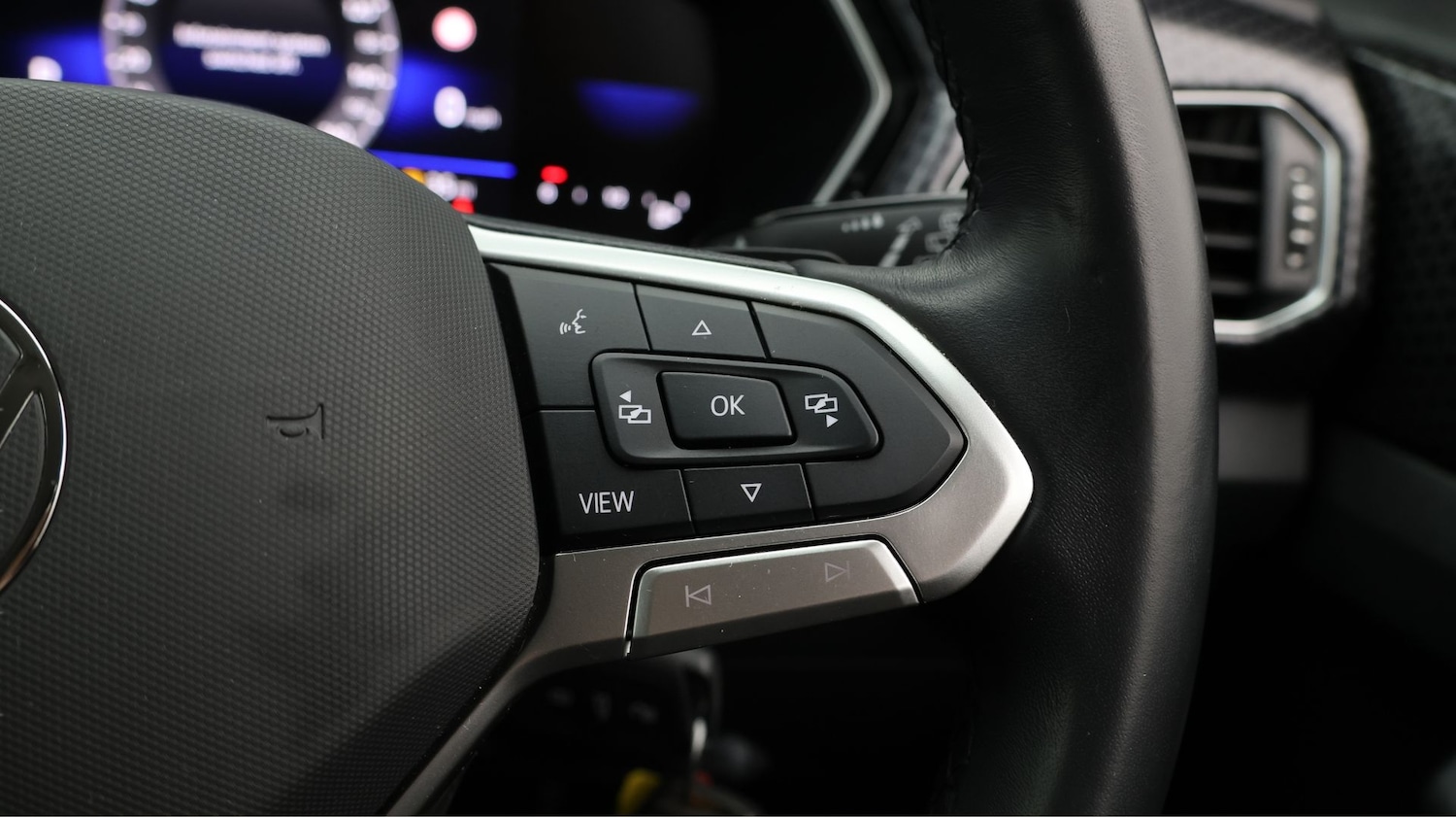 Used Volkswagen T-Cross 2023 for sale - 77570490: Photo 22