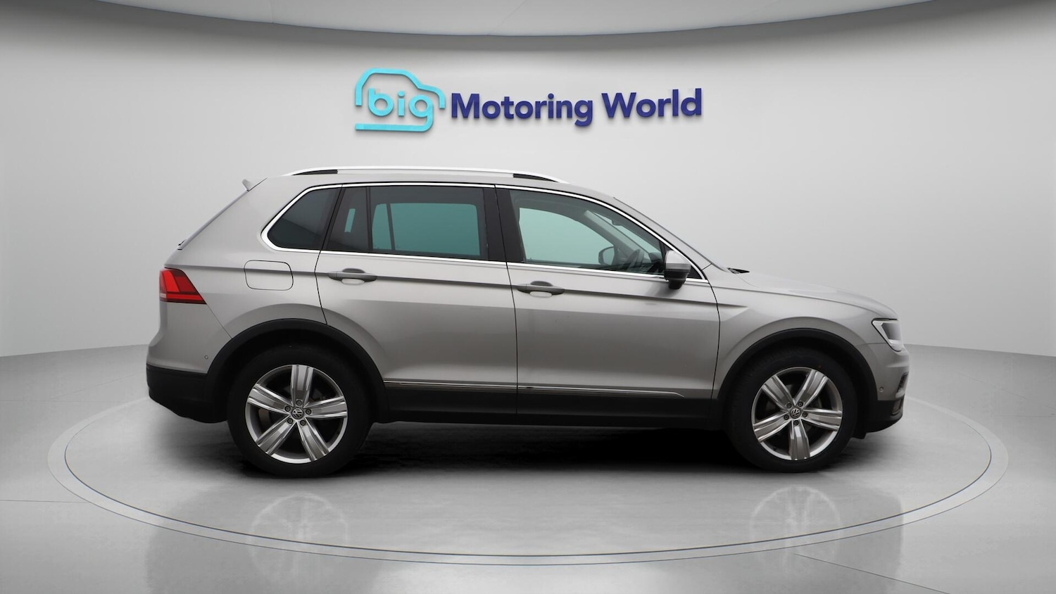 Used Volkswagen Tiguan 2020 for sale - 76440401: Photo 9