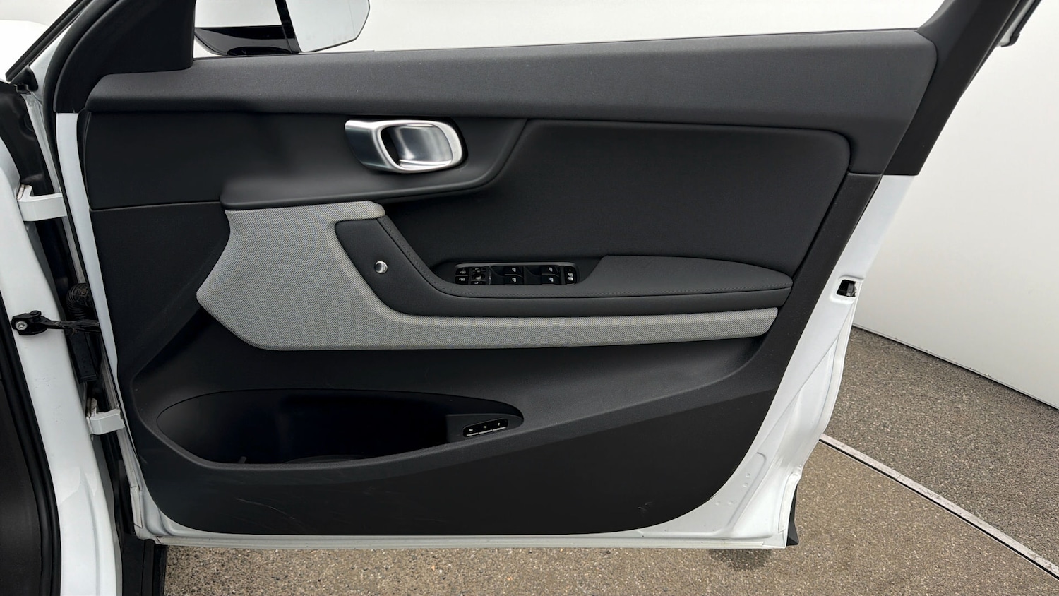 Used Polestar Polestar 2 2023 for sale - 77803607: Photo 14