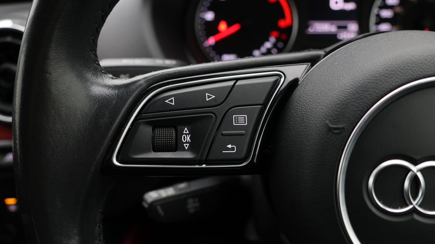 Used Audi Q2 2020 for sale - 77298189: Photo 25