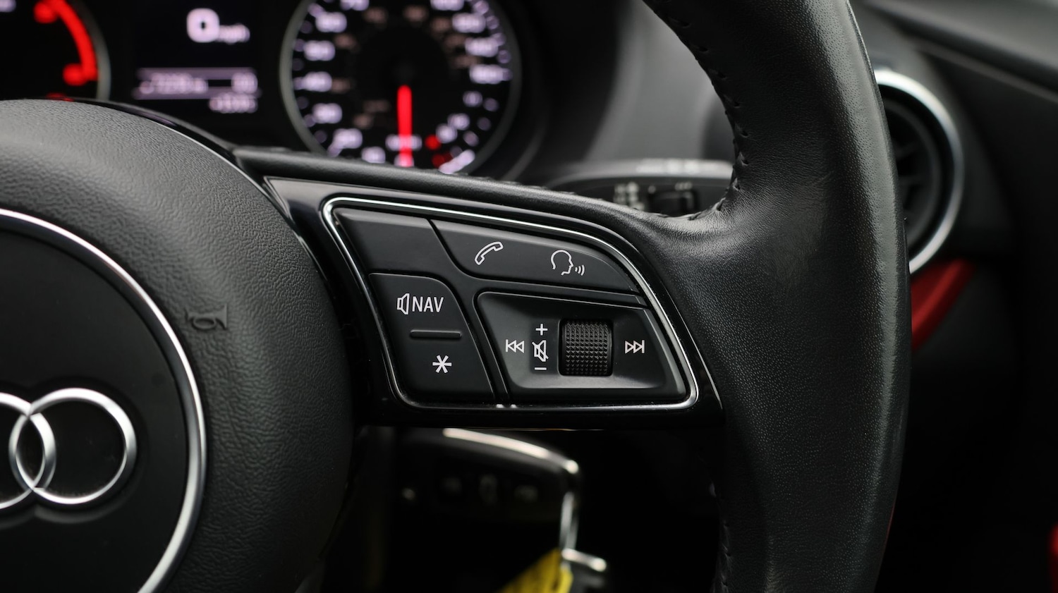 Used Audi Q2 2020 for sale - 77298189: Photo 26