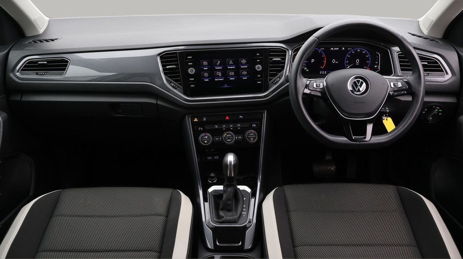 Used Volkswagen T-Roc 2021 for sale - 77900921: Photo 13