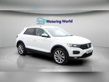 Used Volkswagen T-Roc 2021 for sale - 77900921: Photo