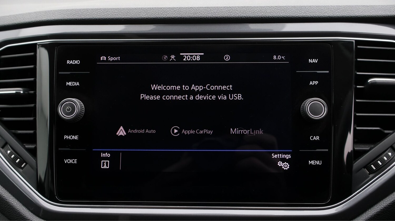 Used Volkswagen T-Roc 2021 for sale - 77900921: Photo 20