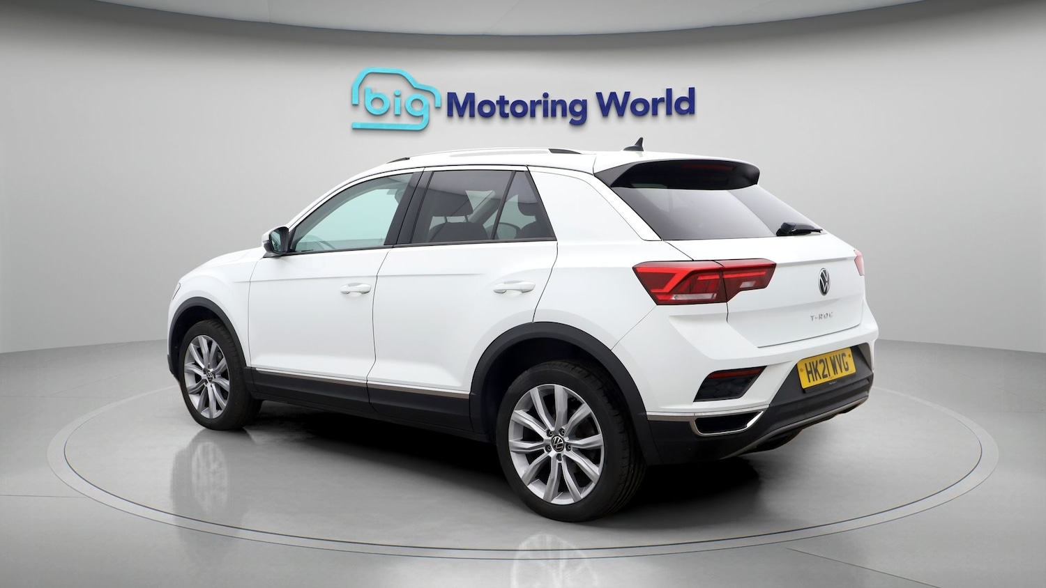 Used Volkswagen T-Roc 2021 for sale - 77900921: Photo 5