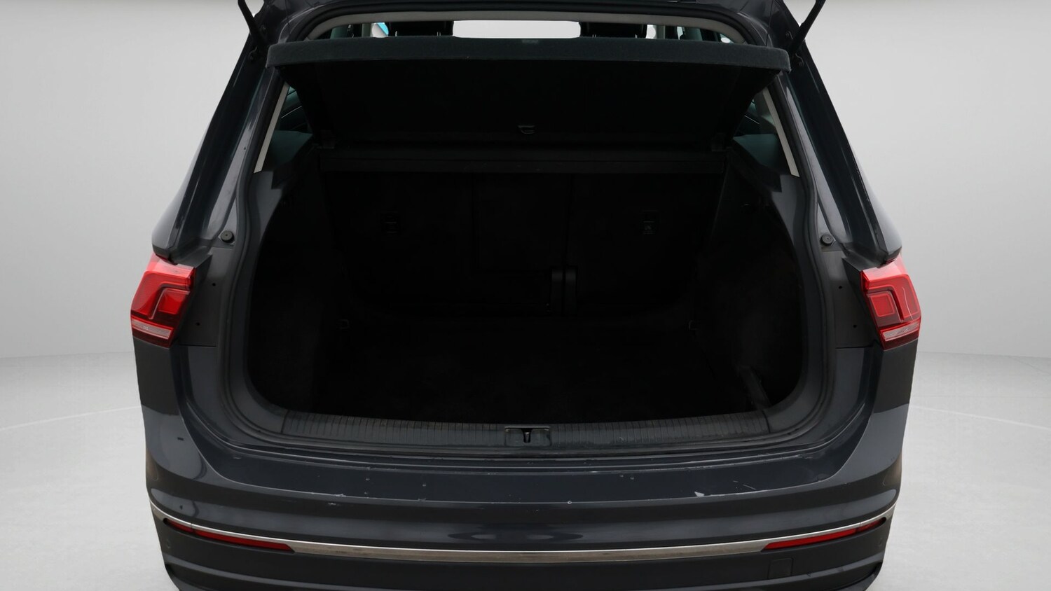 Used Volkswagen Tiguan 2021 for sale - 77298722: Photo 17