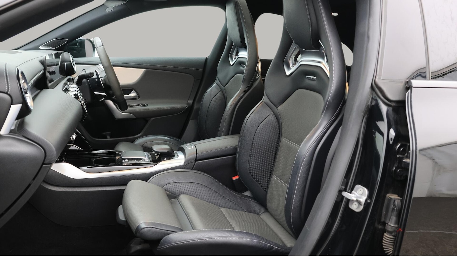 Used Mercedes-Benz CLA 2022 for sale - 76498664: Photo 15