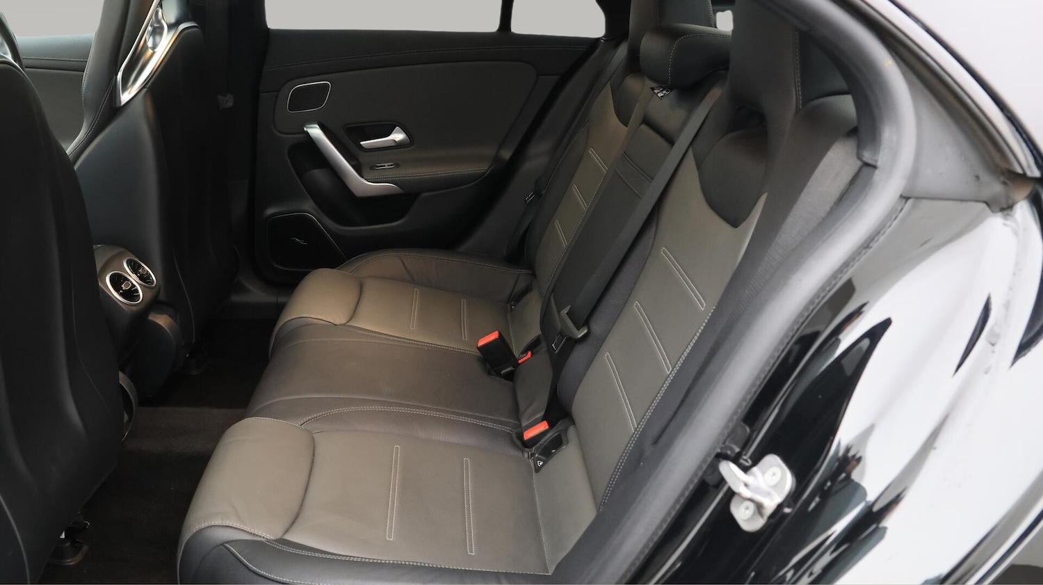 Used Mercedes-Benz CLA 2022 for sale - 76498664: Photo 17