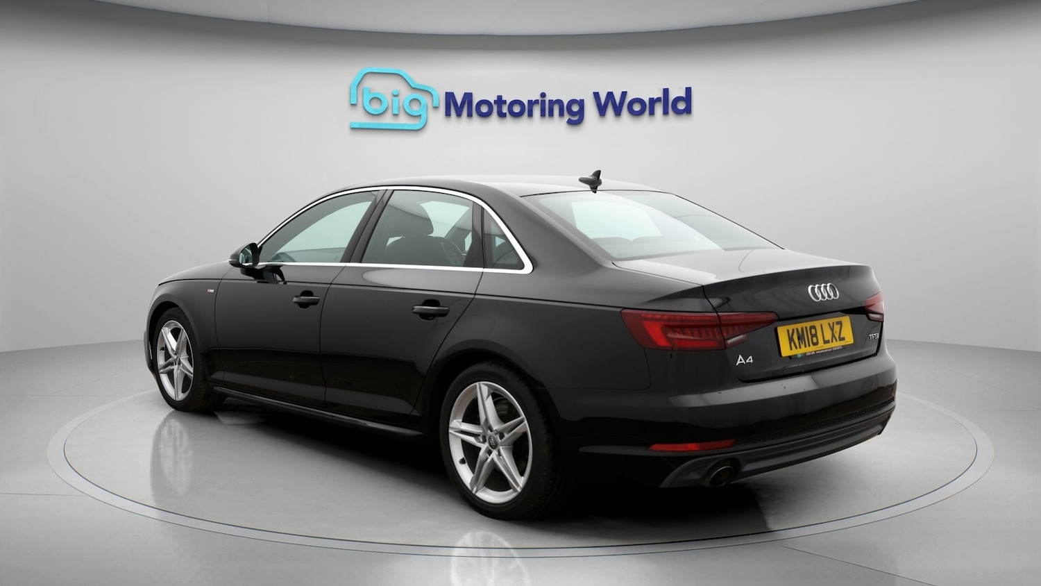 Used Audi A4 2018 for sale - 77325932: Photo 5