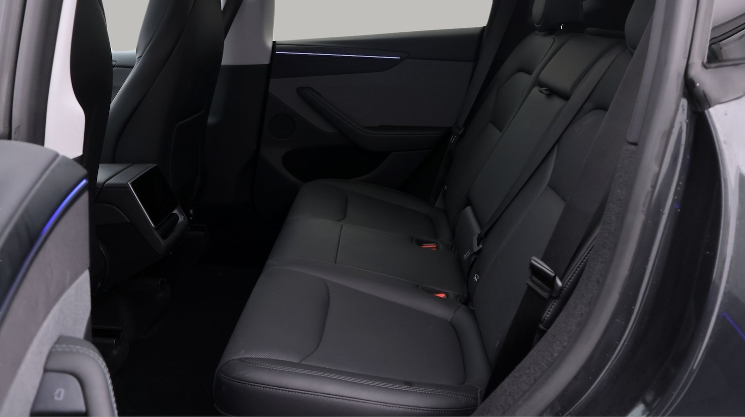 Used Tesla Model Y 2025 for sale - 77181608: Photo 16