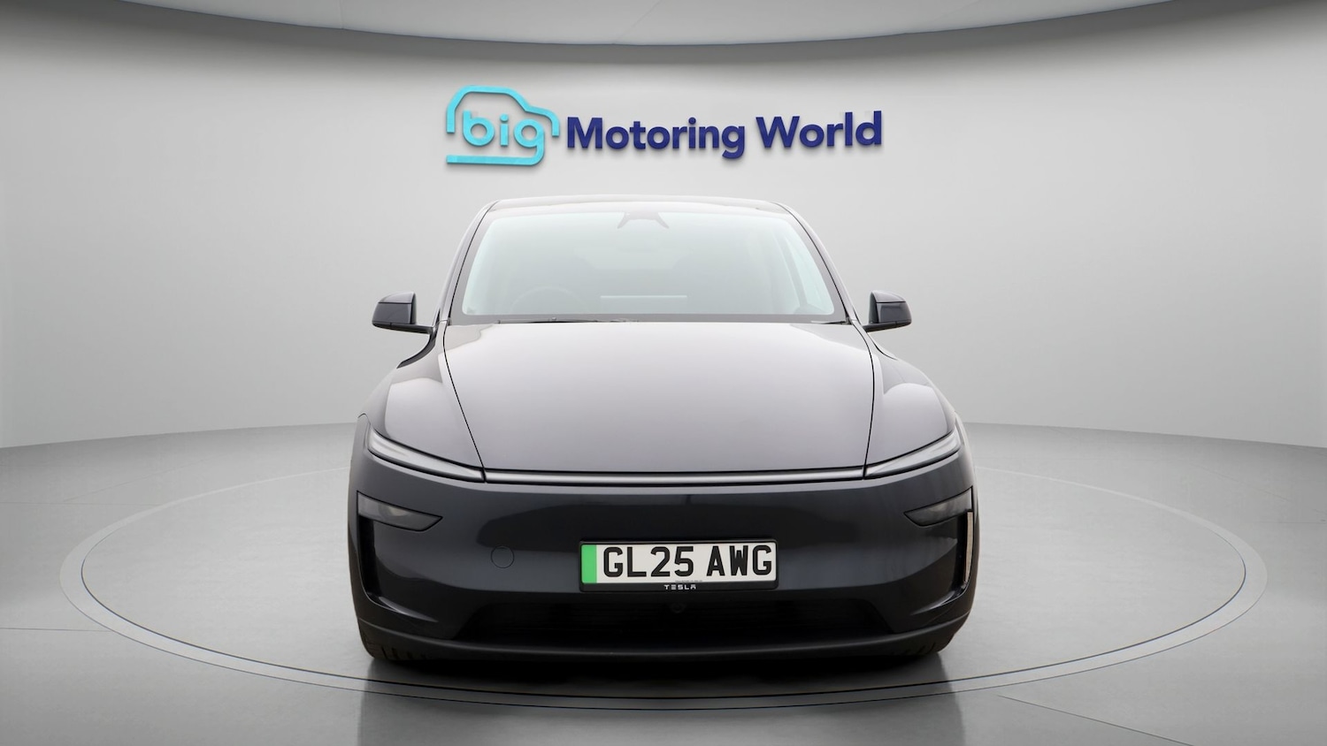 Used Tesla Model Y 2025 for sale - 77181608: Photo 2