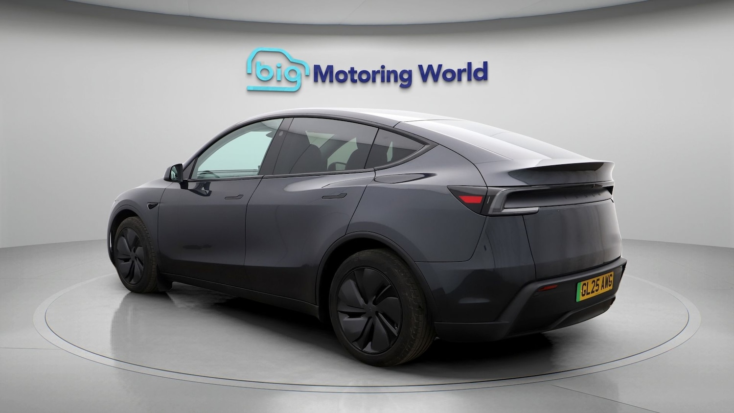 Used Tesla Model Y 2025 for sale - 77181608: Photo 5