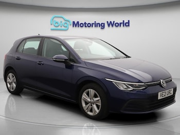 Volkswagen - Golf