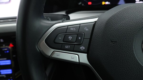 Used Volkswagen Golf 2021 for sale - 76136495: Photo 23