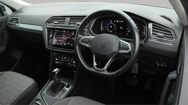Used Volkswagen Tiguan 2022 for sale - 76167148: Photo 3