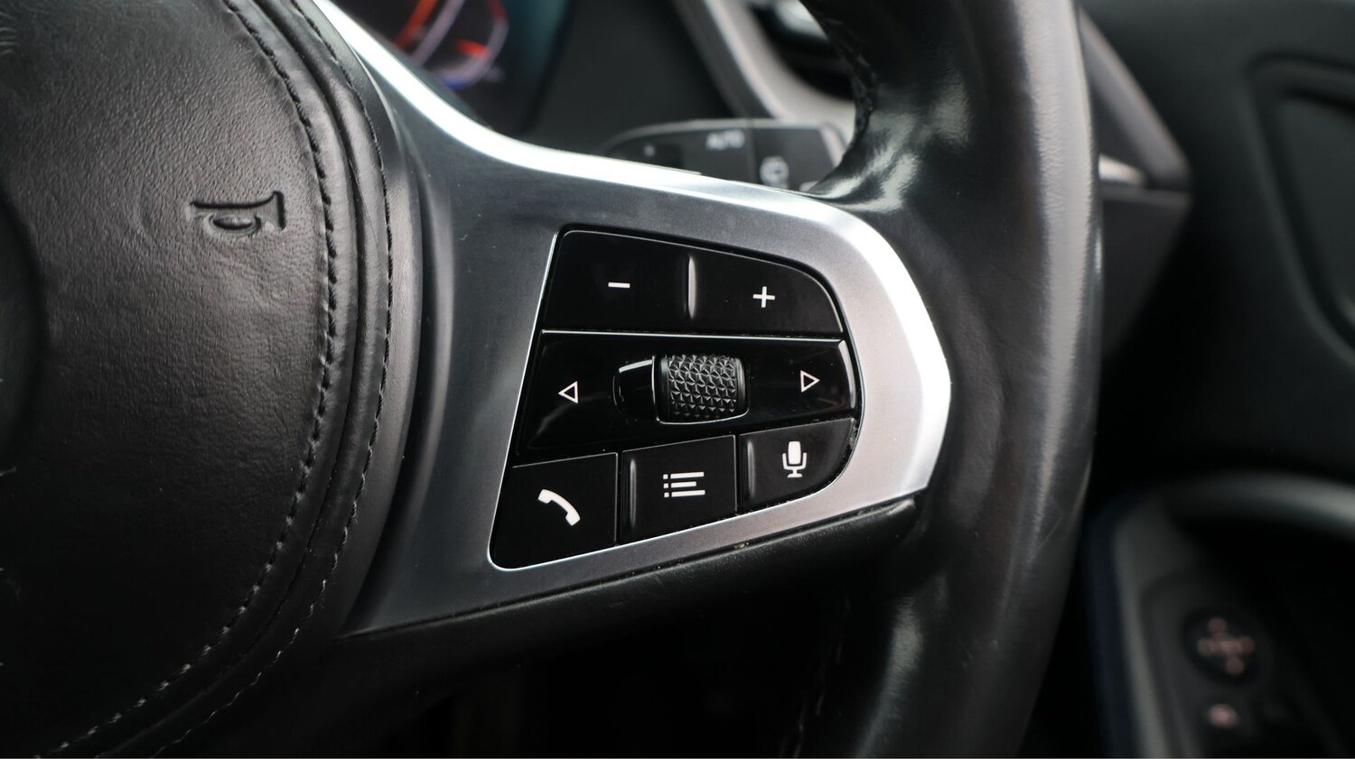 Used BMW 1 Series 2023 for sale - 77610242: Photo 21