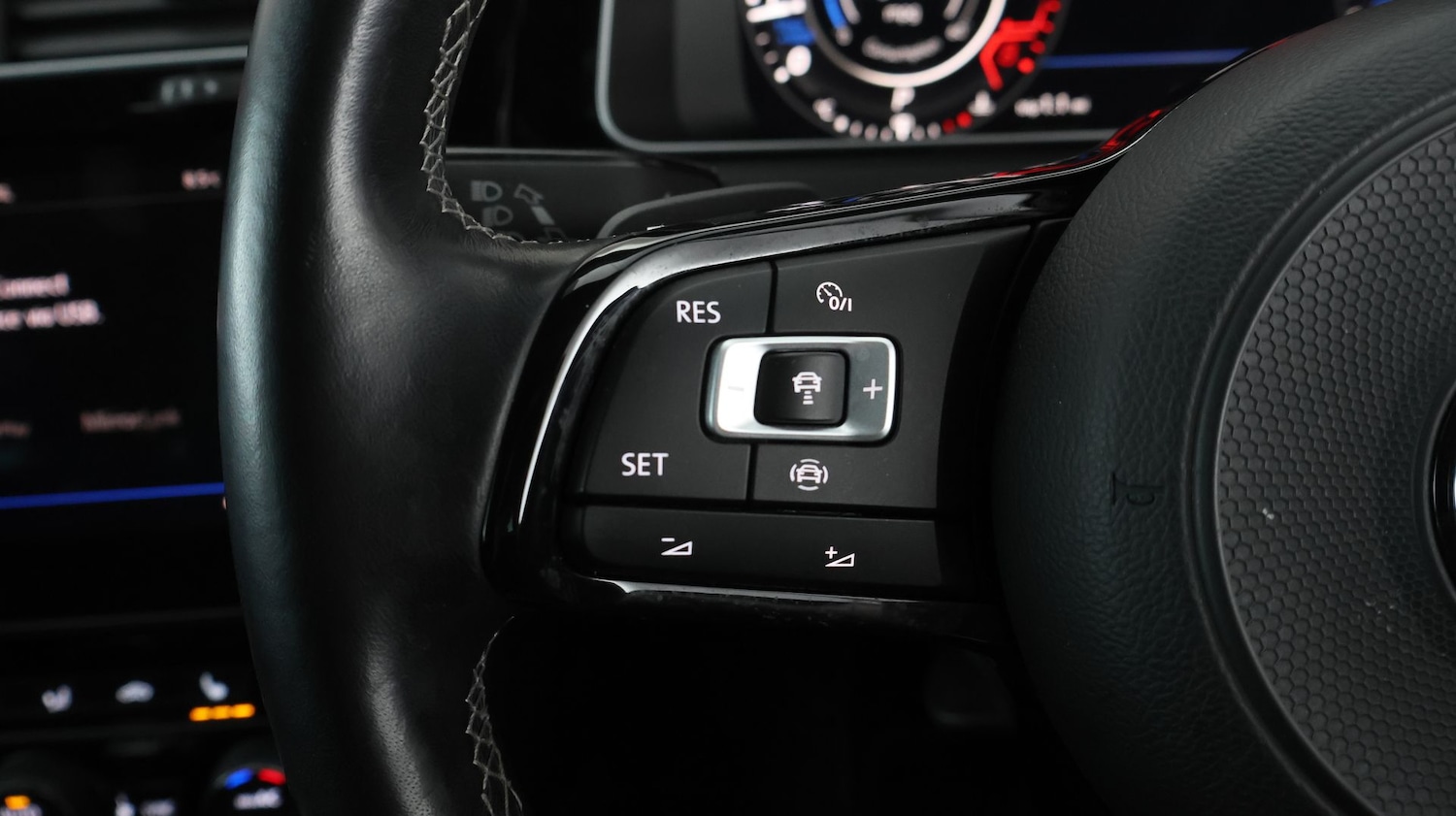 Used Volkswagen Golf 2020 for sale - 77677053: Photo 23