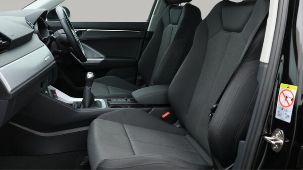 Used Audi Q3 2023 for sale - 76227642: Photo 15