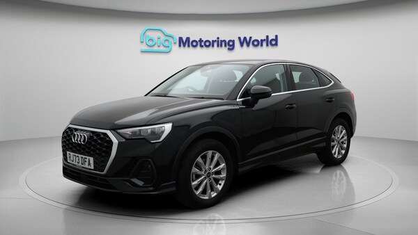 Used Audi Q3 2023 for sale - 76227642: Photo 4