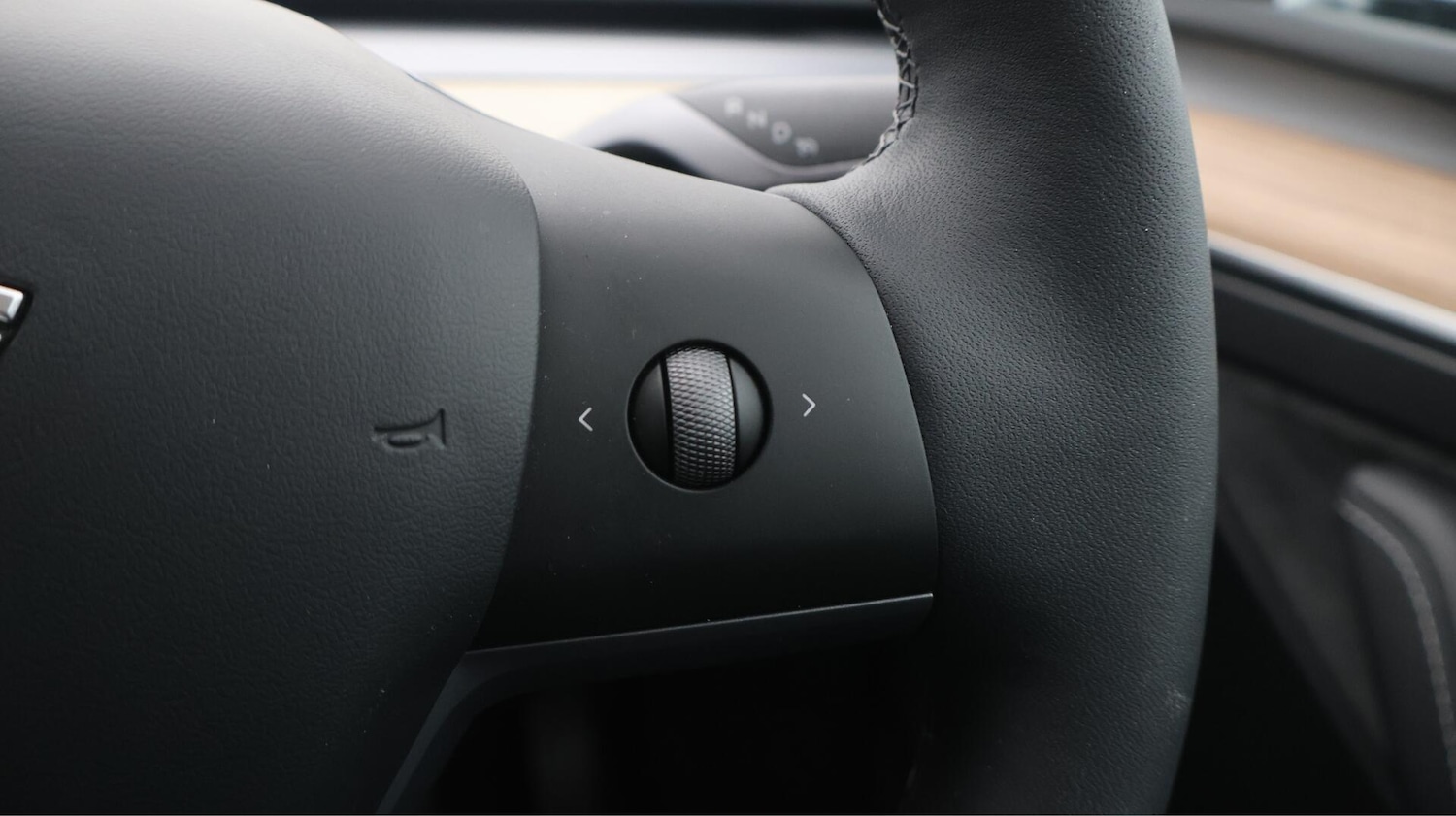 Used Tesla Model Y 2023 for sale - 76484652: Photo 25