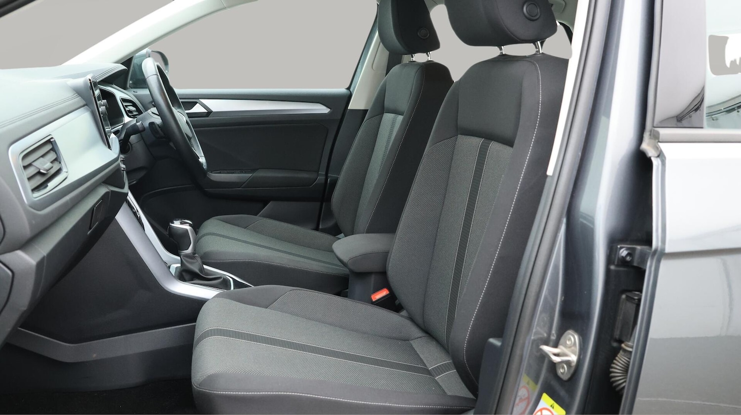 Used Volkswagen T-Roc 2022 for sale - 75941787: Photo 21