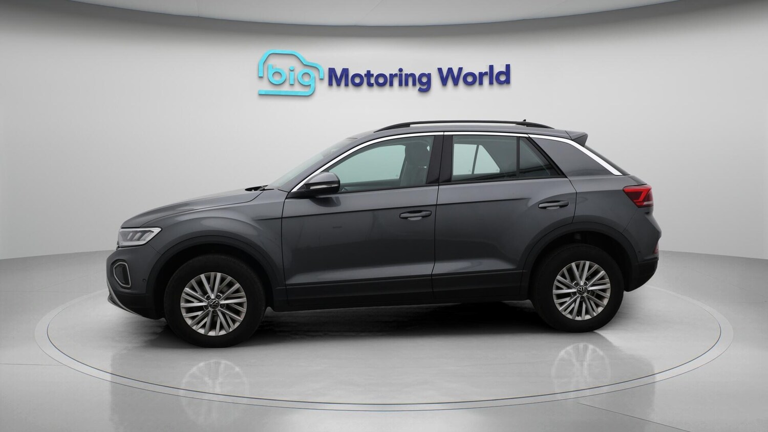 Used Volkswagen T-Roc 2022 for sale - 75941787: Photo 5
