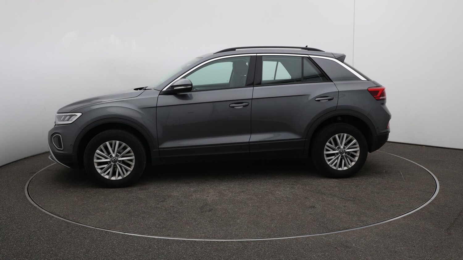 Used Volkswagen T-Roc 2022 for sale - 75941787: Photo 65