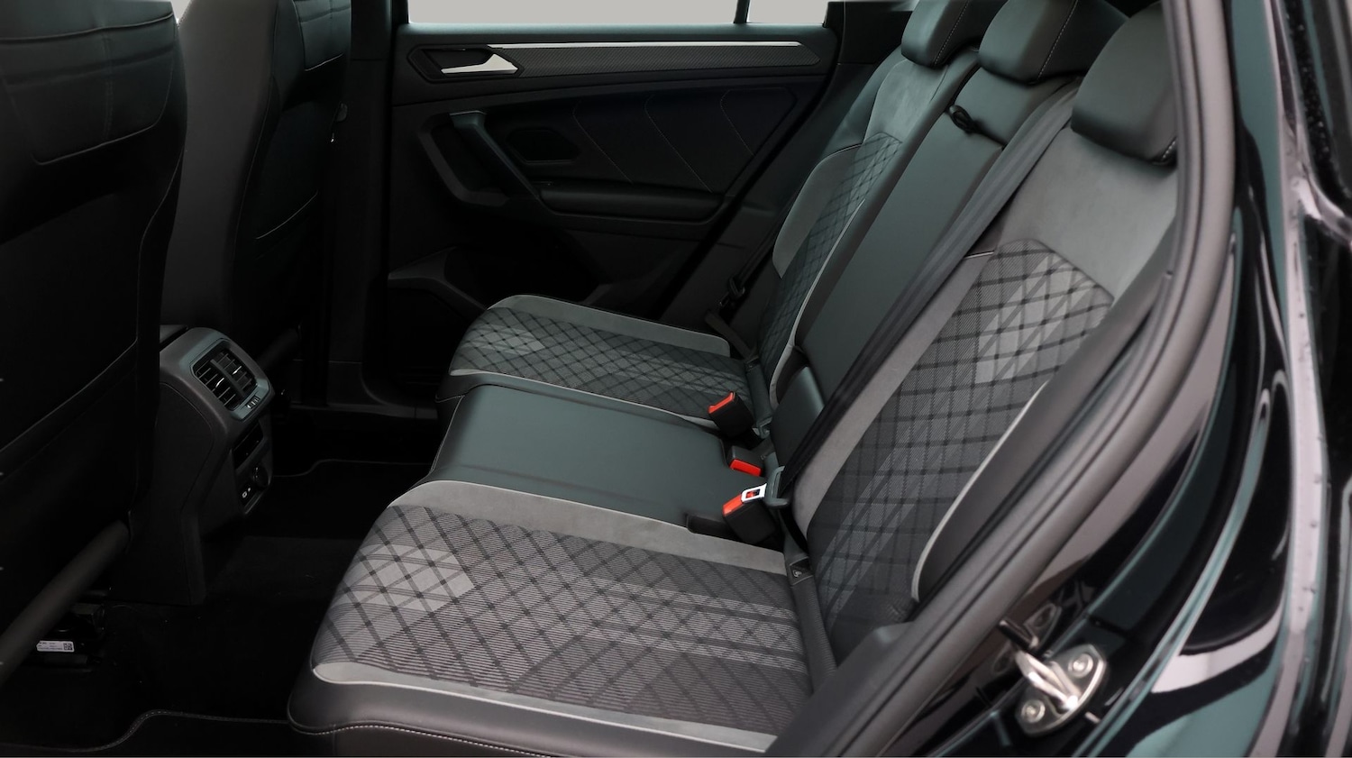 Used Volkswagen Tiguan 2022 for sale - 77822106: Photo 16