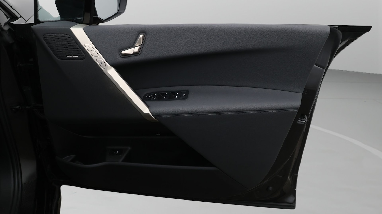 Used BMW iX 2023 for sale - 77931459: Photo 15