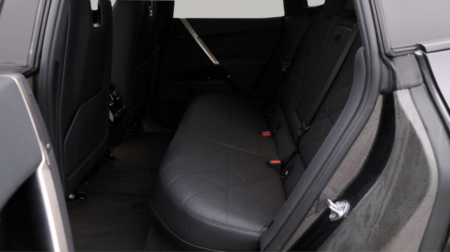 Used BMW iX 2023 for sale - 77931459: Photo 16