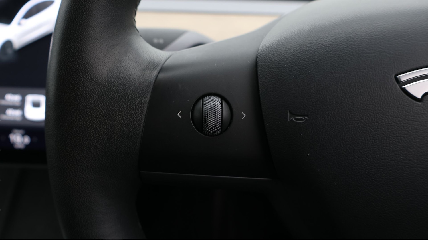 Used Tesla Model 3 2021 for sale - 77208635: Photo 23