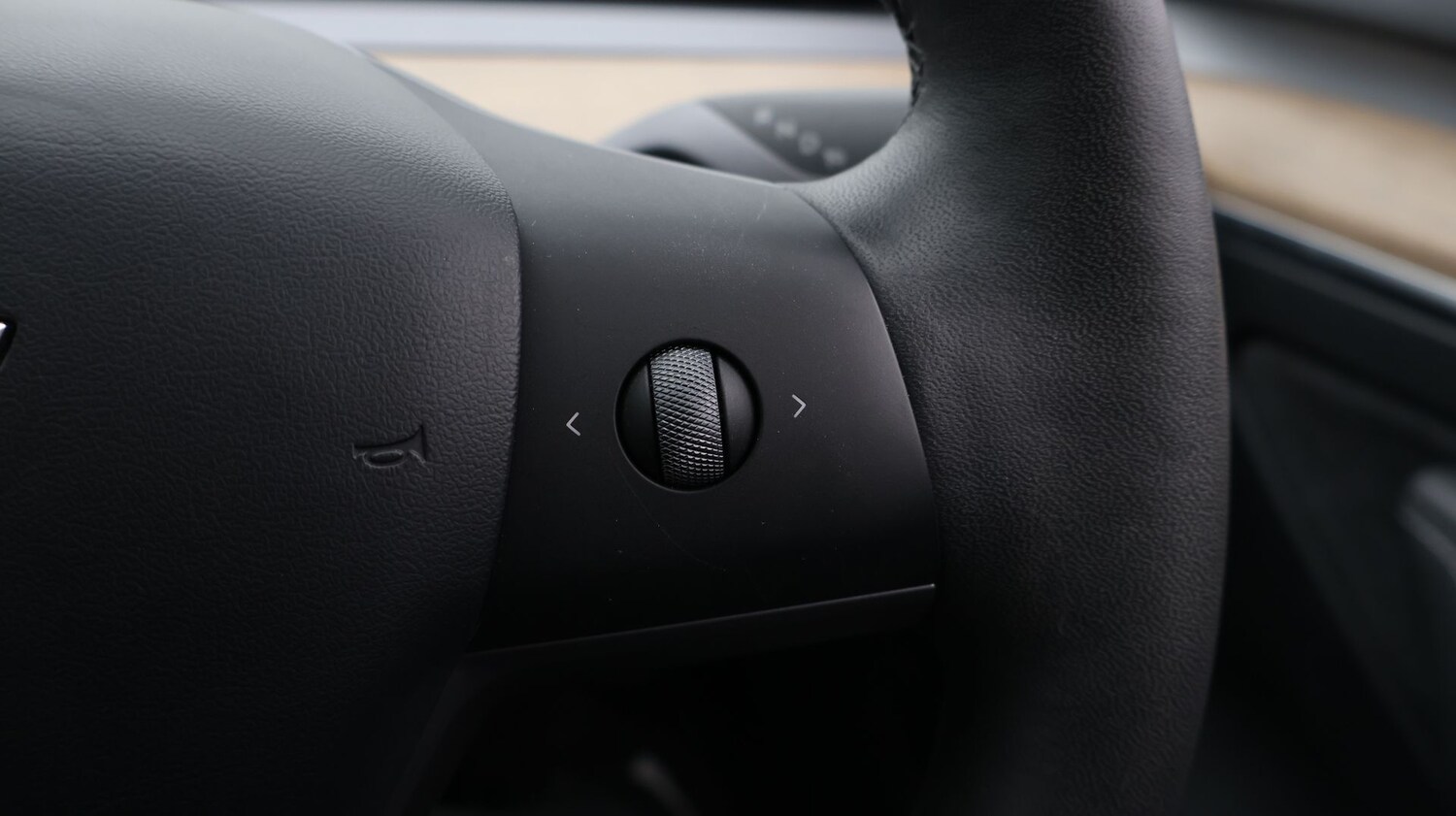 Used Tesla Model 3 2021 for sale - 77208635: Photo 25