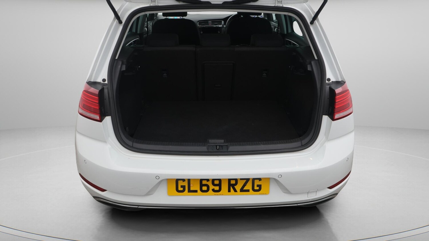 Used Volkswagen Golf 2019 for sale - 76370556: Photo 18