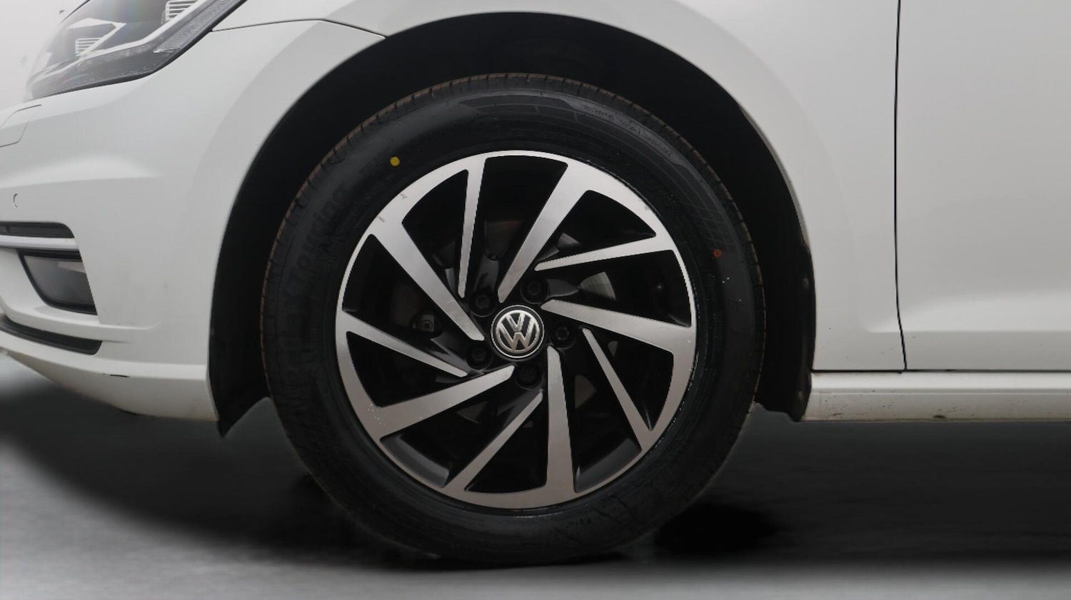 Used Volkswagen Golf 2019 for sale - 76370556: Photo 19