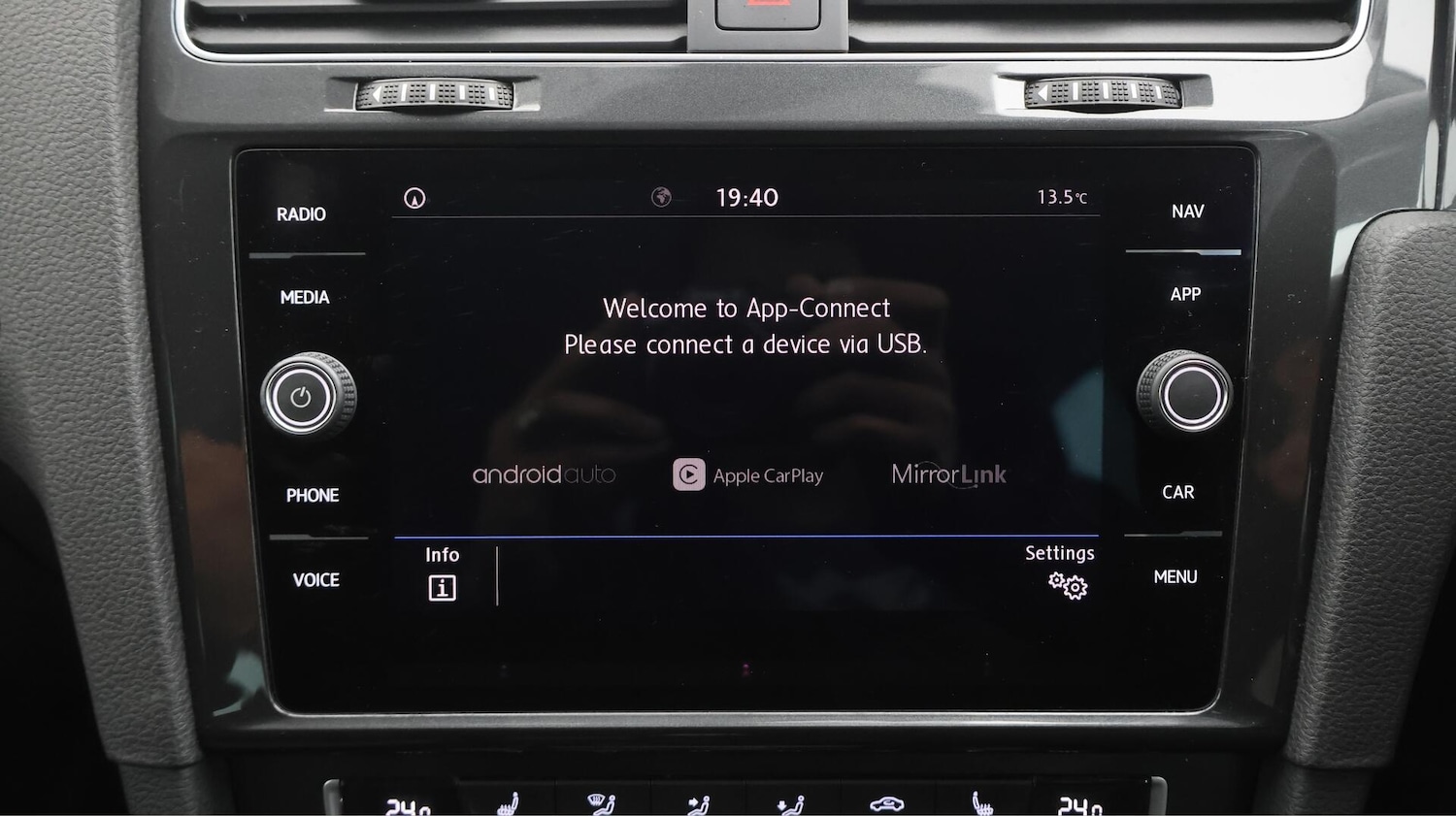 Used Volkswagen Golf 2019 for sale - 76370556: Photo 26