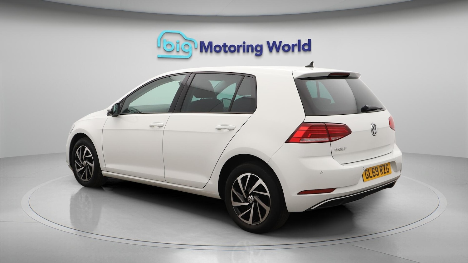Used Volkswagen Golf 2019 for sale - 76370556: Photo 6