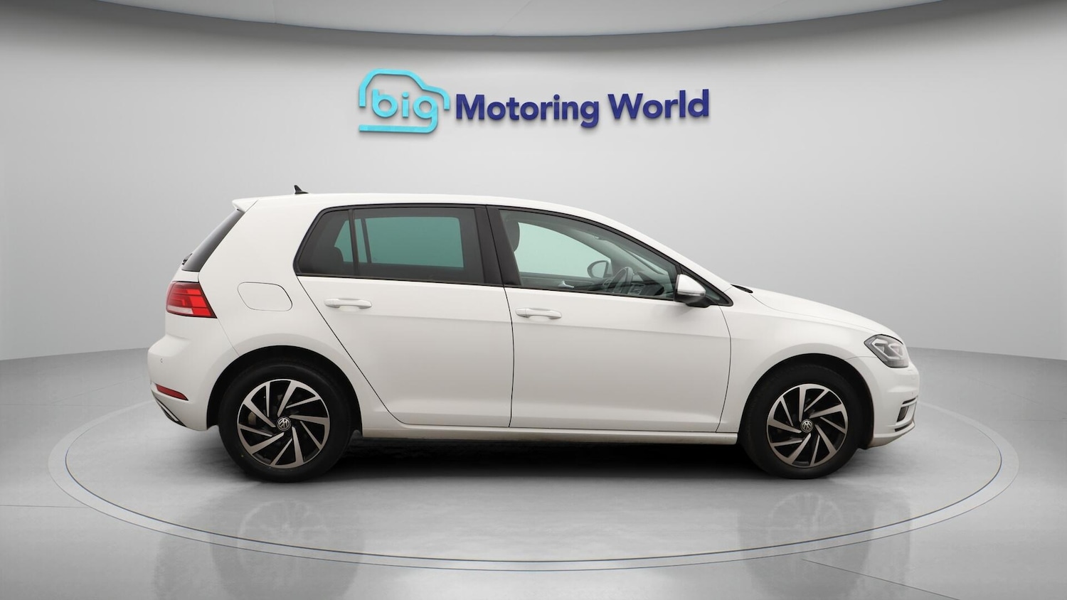 Used Volkswagen Golf 2019 for sale - 76370556: Photo 9