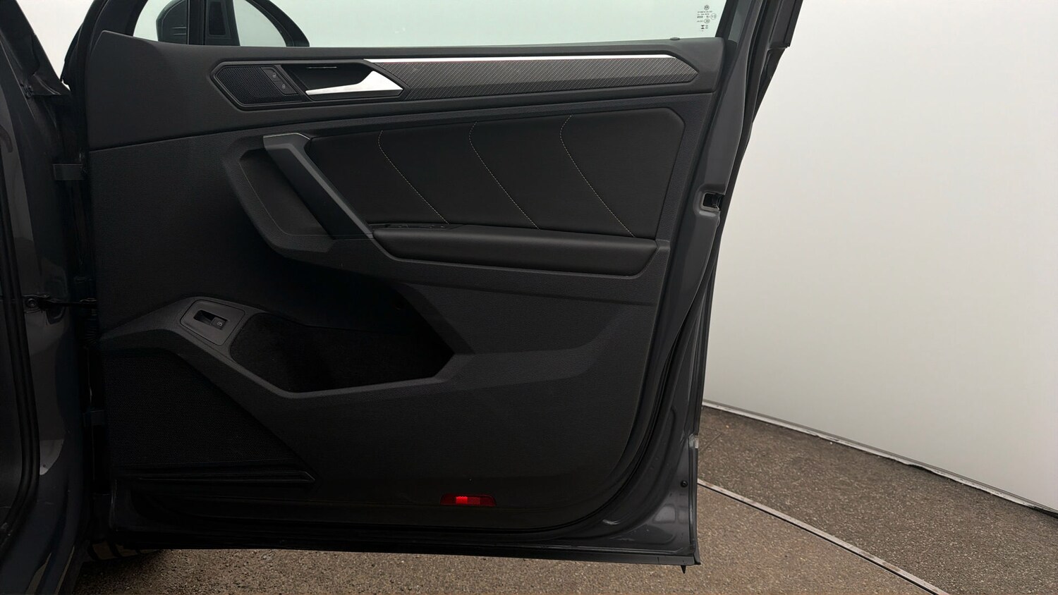 Used Volkswagen Tiguan 2023 for sale - 77961652: Photo 14