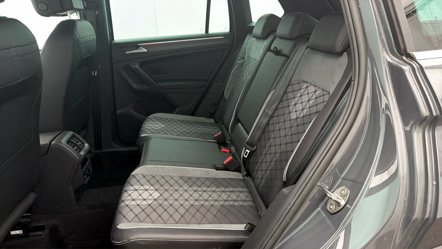 Used Volkswagen Tiguan 2023 for sale - 77961652: Photo 15