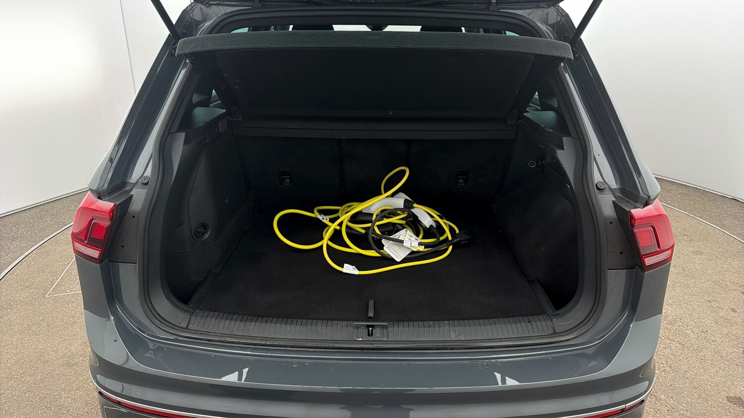 Used Volkswagen Tiguan 2023 for sale - 77961652: Photo 16