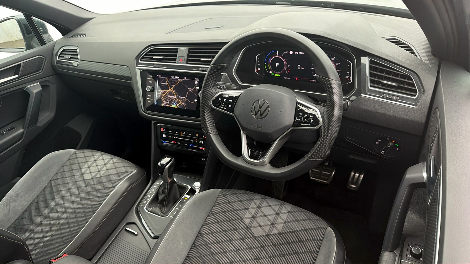 Used Volkswagen Tiguan 2023 for sale - 77961652: Photo 9