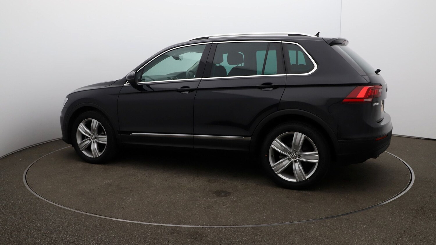 Used Volkswagen Tiguan for sale - 76811481: Photo 40