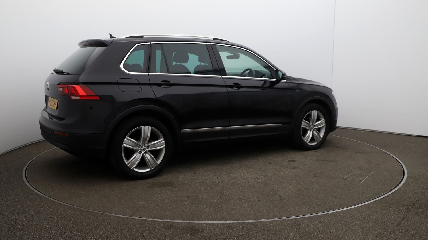Used Volkswagen Tiguan for sale - 76811481: Photo 45