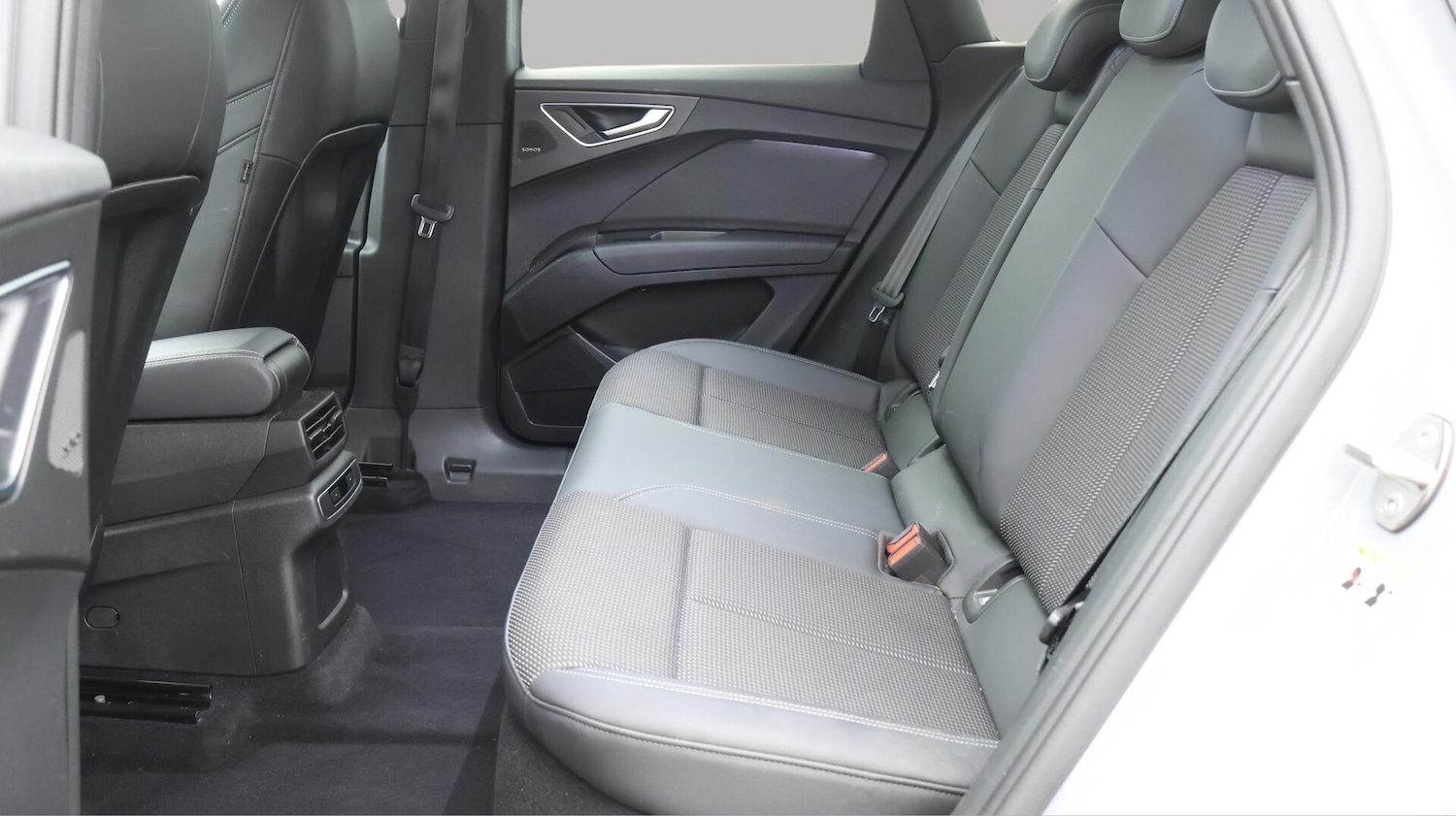 Used Audi Q4 e-tron 2022 for sale - 76031926: Photo 17